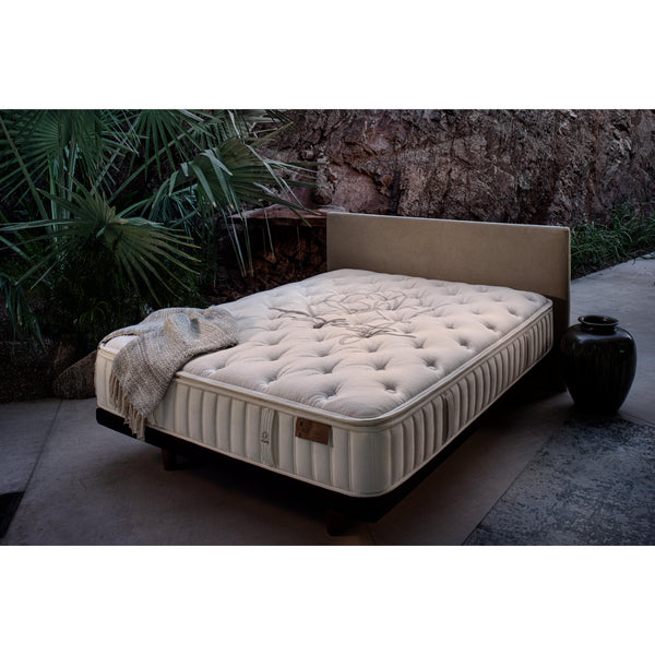 King Koil Natural Twilight Maple TrimLine Plush Mattress (Full) IMAGE 4