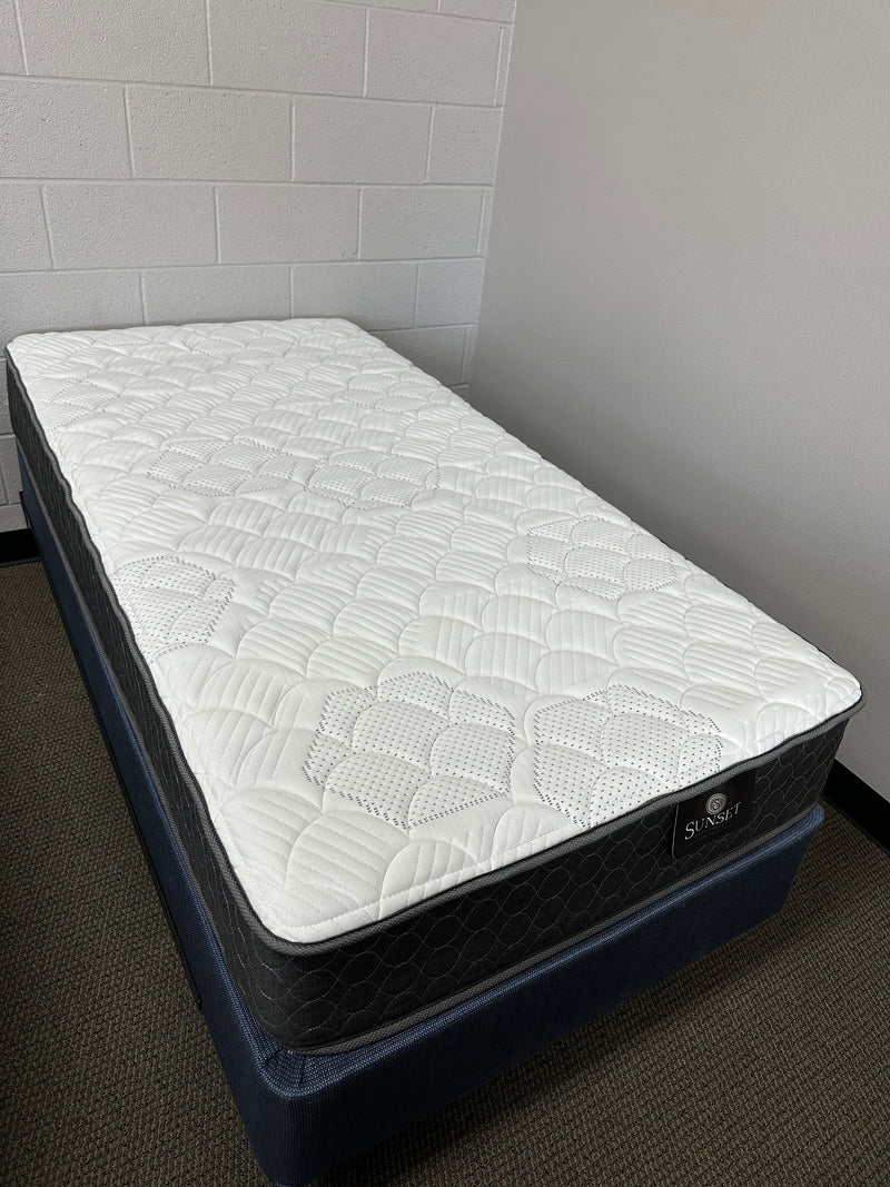 Altavista Firm Mattress (Twin) Sunset Sleep Products